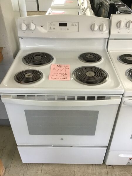 GE White Coil Top Oven/Stove