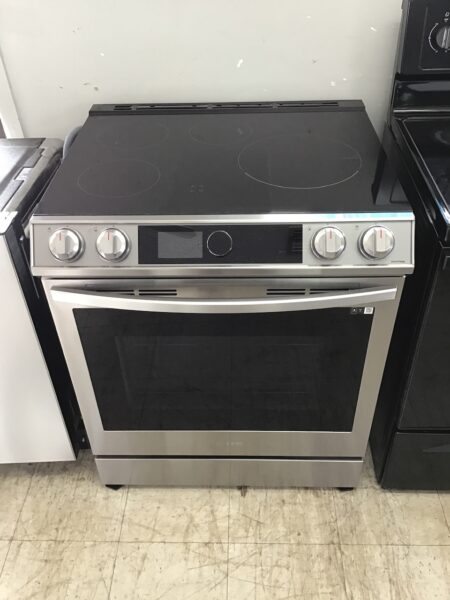 Samsung Stainless Slide-In Air Fry Convection Oven, Induction Stove Top