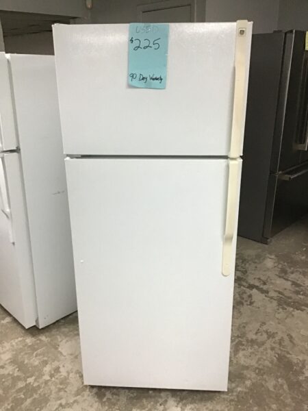 GE White 17CuFt Top Mount Fridge (28in-wide)