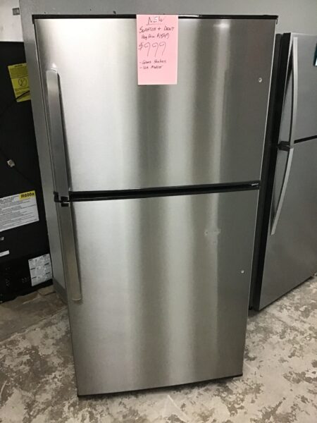 GE Stainless 21CuFt Fridge w/ ice maker (GIE21)