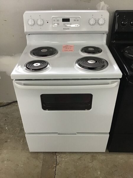 Hotpoint White Coil Top Range (RBS360)