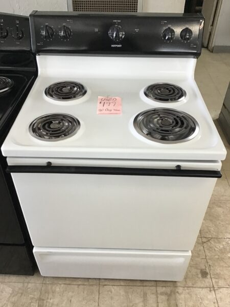 Hotpoint White Coil Top Range (RB525H)