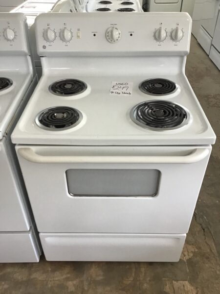 GE White Coil Top Range (JBS07H)