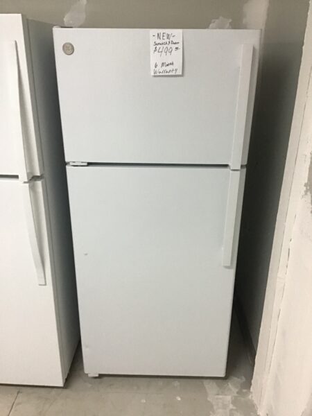 White GE 16.6CuFt Fridge (GTE17D)